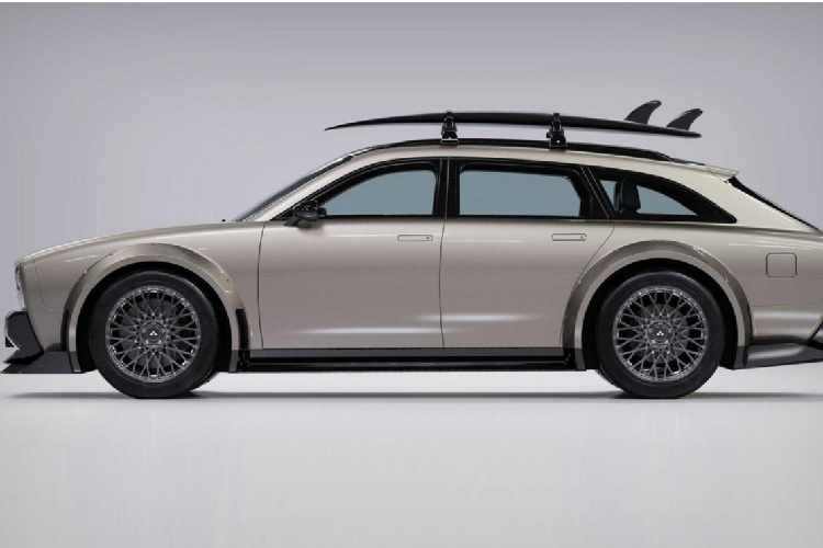 Mẫu xe điện sản xuất đầu tiên của Alpha Motors sẽ là xe bán tải Wolf. Công ty có kế hoạch ra mắt nó vào quý 4 năm 2023, với mức giá khoảng 36.000 – 46,000 USD.