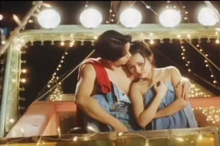 Cũng trong năm 1993, Lý Lệ Trân còn tham gia bộ phim nóng khác là Ái Đích Tinh Linh (The Spirit Of Love) và Girls Unbutton. Ngoài Từ Cẩm Giang, ngọc nữ xứ Cảng còn có hai cảnh nóng với nam diễn viên Lương Tư Hạo. Lợi dụng đóng cảnh nóng, Lương Tư Hạo dở trò quấy rối, đụng chạm Lý Lệ Trân ngay trước ống kính máy quay.