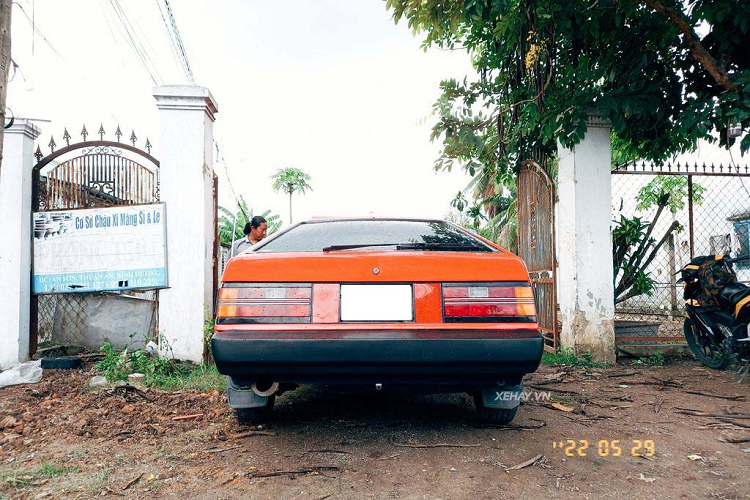 Mặc dù xe Toyota Celica GTS đời 1983 tại Việt Nam này vẫn còn khá nhiều phần chưa hoàn chỉnh nhưng hiện tại đã có thể thoái mái rong ruổi trên đường phố.