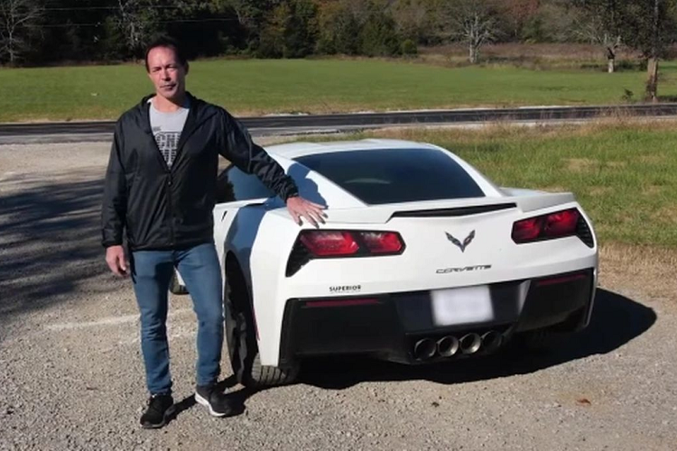 Dennis Smith của DDS Engineering, là người chịu trách nhiệm đảm bảo rằng đường đua phải thật bằng phẳng. “Chúng tôi đã phải thực hiện đi lùi lại đường đua để tìm ra điểm xuất phát hợp lý nhất cho Burner, nhằm đảm bảo rằng anh ấy không bị đi xuống dốc,” Dennis Smith cho biết. “Mặc dù đây là một công việc thường ngày, nhưng đây là lần đầu tiên tôi chứng kiến ai đó phá kỷ lục thế giới.”