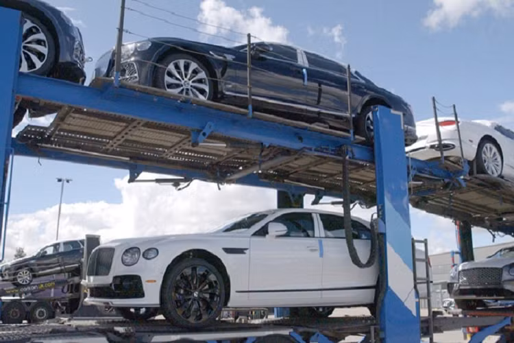 Bentley nhan chung chi “khong phat thai nhua” dau tien tu South Pole