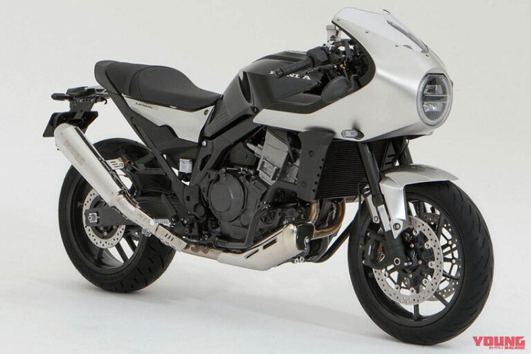 Thiết kế của Honda Hawk 11 2023 mới gây ấn tượng bởi những chi tiết cổ điển đan xen vẻ hiện đại, đặc biệt là bộ quây Monza tương tự như CB4 Interceptor Concept.