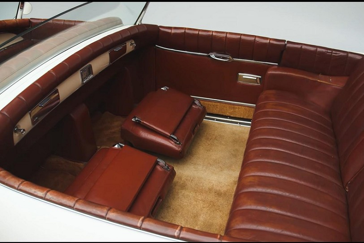 Sau gần hai thập kỷ phục vụ, Chrysler quyết định bán nó vào năm 1970. Nó đã tìm đường đến với bộ sưu tập Imperial Palace ở Las Vegas, Nevada, cho đến năm 2001, khi nó được mua lại bởi Viện bảo tàng Ô tô Peterson. Tính đến năm 2022, chiếc limousine đẹp mã này vẫn được trưng bày ở Viện bảo tàng.