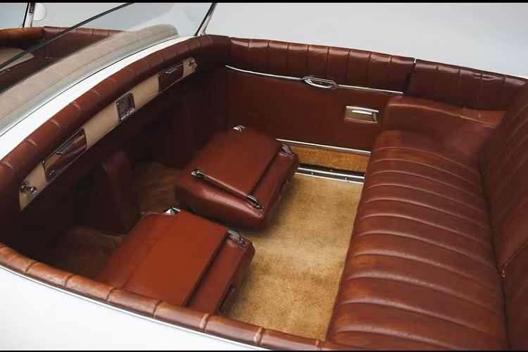 Sau gần hai thập kỷ phục vụ, Chrysler quyết định bán nó vào năm 1970. Nó đã tìm đường đến với bộ sưu tập Imperial Palace ở Las Vegas, Nevada, cho đến năm 2001, khi nó được mua lại bởi Viện bảo tàng Ô tô Peterson. Tính đến năm 2022, chiếc limousine đẹp mã này vẫn được trưng bày ở Viện bảo tàng.