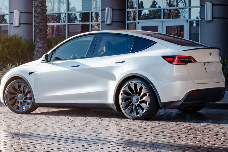 Công cuộc “hack” qua Wifi và Bluetooth sẽ có những giới hạn về khoảng cách giữa hai kẻ trộm. Tuy nhiên, Josep Pi Rodriguez cho biết chỉ cần sử dụng Raspberry Pi là vấn đề này được giải quyết.