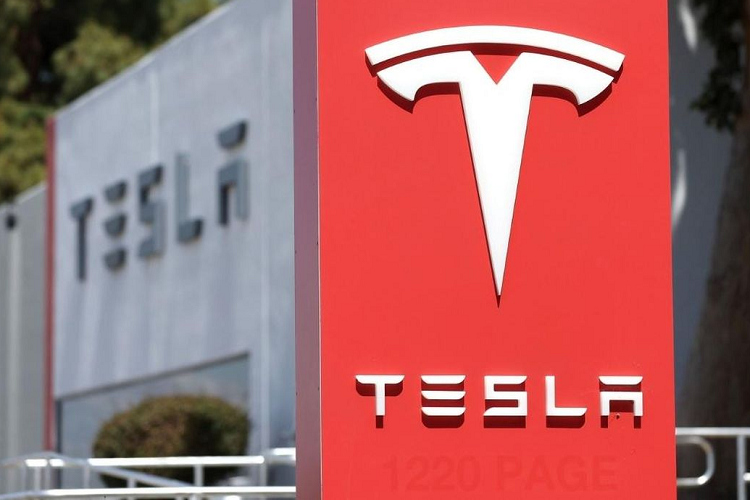 Chuyên gia Josep Pi Rodriguez cảnh báo, cách thức trộm xe Tesla này không chỉ hoạt động riêng với ôtô điện mà còn có thể dùng cho nhiều loại xe khác, miễn là có cách vận hành tương tự. Thậm chí, các hãng khác còn có nhiều rủi ro hơn vì không có tính năng bảo mật bằng mã PIN như xe của Tesla.