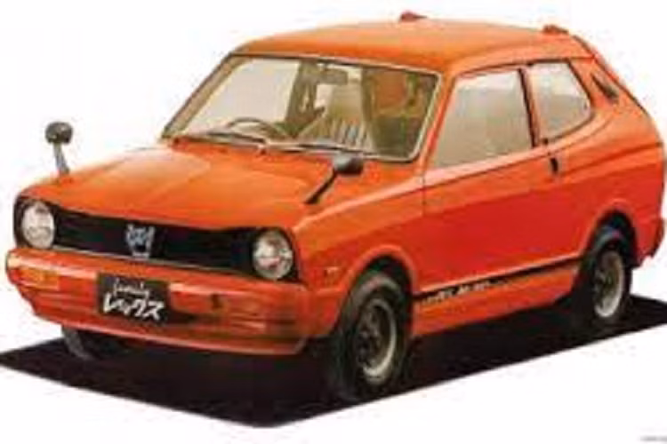 Thêm vào đó là những tính năng an toàn như cảnh báo va chạm phía trước và hệ thống phanh hỗ trợ tránh va chạm, có thể phát hiện người đi bộ/phương tiện khác cả ngày lẫn đêm.