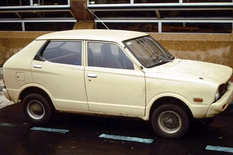 Theo nhân viên bán hàng của đại lý Subaru, Rex mới sẽ lấp khoảng trống do người anh em XV thế hệ mới để lại. Cụ thể, ở thế hệ mới, Subaru XV tại thị trường Nhật Bản không còn động cơ 1.6L như thế hệ cũ. Thay vào đó, Subaru XV 2023 chỉ có hệ truyền động mild hybrid với động cơ xăng 2.0L.