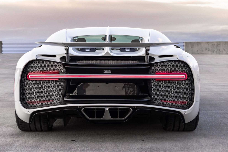 Kể từ khi được ra mắt lần đầu tại triển lãm Geneva International Motor Show vào năm 2016, Bugatti Chiron đã sớm khẳng định sự thành công của dòng Hypercar hàng đầu này trên toàn cầu.