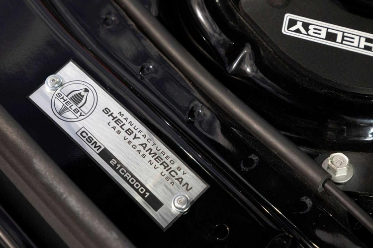 Được biết, trong suốt 60 năm qua, Shelby American đã thực hiện nhiều dự án thử nghiệm xe công suất cao, ngoài xe GT500 Code Red vào năm 2008, công ty này còn cho ra đời Green Hornet năm 1968, Super Snake và Little Red cùng năm 1967.