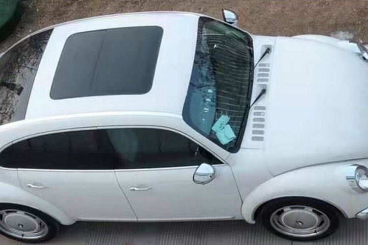 Trong khi đó, Volkswagen Beetle chỉ dài 4,08 mét, trục cơ sở là 2,4 mét. Đó có lẽ là lý do khiến Great Wall không quan tâm đến vụ kiện vi phạm bản quyền từ Volkswagen.