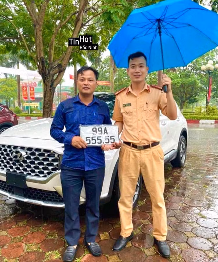 Hyundai SantaFe “ngu quy 5” o Bac Ninh duoc Huan “hoa hong” tra 4 ty