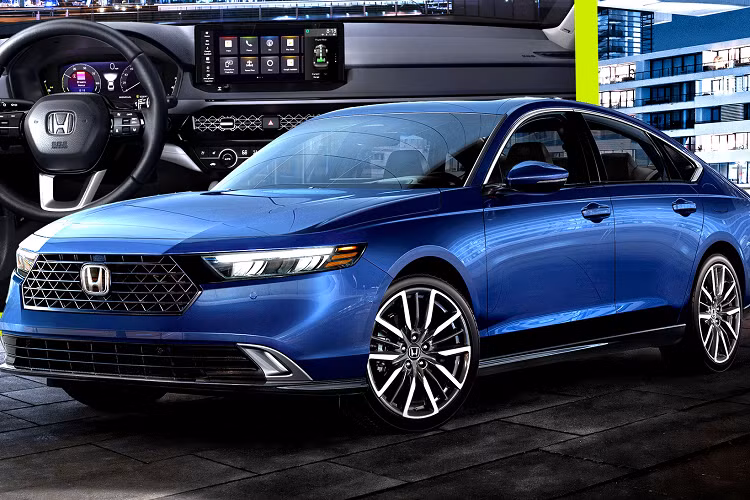 Đầu tiên là động cơ xăng 4 xi-lanh, tăng áp, dung tích 1.5L, tạo ra công suất tối đa 192 mã lực và mô-men xoắn cực đại 260 Nm như cũ, kết hợp với hộp số biến thiên vô cấp CVT nâng cấp. Thứ hai là hệ truyền động hybrid, bao gồm máy xăng Atkinson Cycle 4 xi-lanh, dung tích 2.0L và 2 mô-tơ điện.