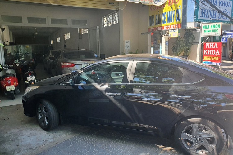 Trong hội "chơi biển", nhiều người cho biết giá của chiếc Hyundai Accent đeo biển "567.89" ở Bà Rịa – Vũng Tàu đã được đẩy lên tới 2 tỷ đồng, không rõ hiện xe đã được bán lại cho người khác chưa.