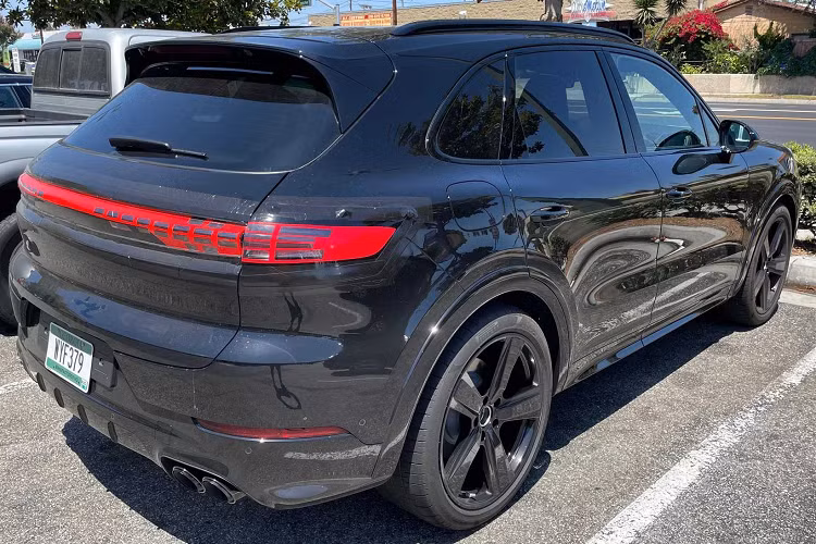 Theo một số nguồn tin, hệ thống vận hành của chiếc xe sẽ được nâng cấp sức mạnh, đặc biệt với những phiên bản sử dụng động cơ hybrid.