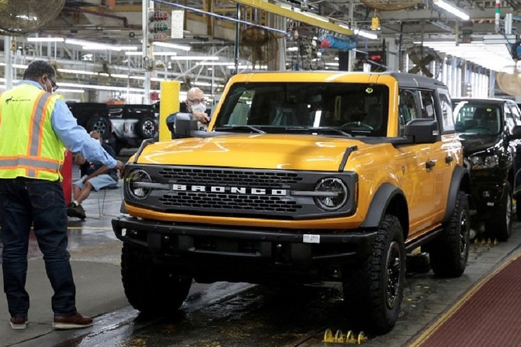 Hon 634.000 xe Ford bi trieu hoi vi loi kim phun nhien lieu