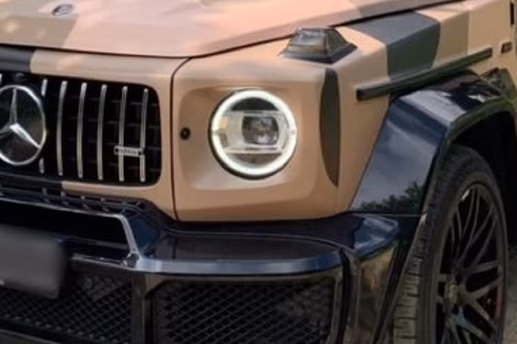 Những hình ảnh về chiếc xe Mercedes-AMG G63 của ông Đặng Lê Nguyên Vũ mới được đăng tải lên mạng cho thấy chiếc SUV hạng sang "quốc dân" này đã được nâng cấp bản độ body kit của Brabus