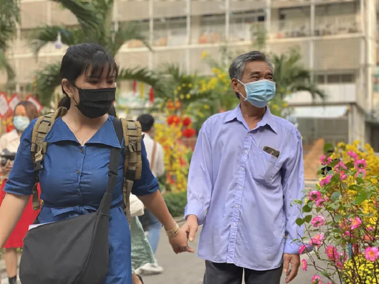 Sao TP.HCM chua cho F0 khong trieu chung di lam nhu Long An, Ca Mau?