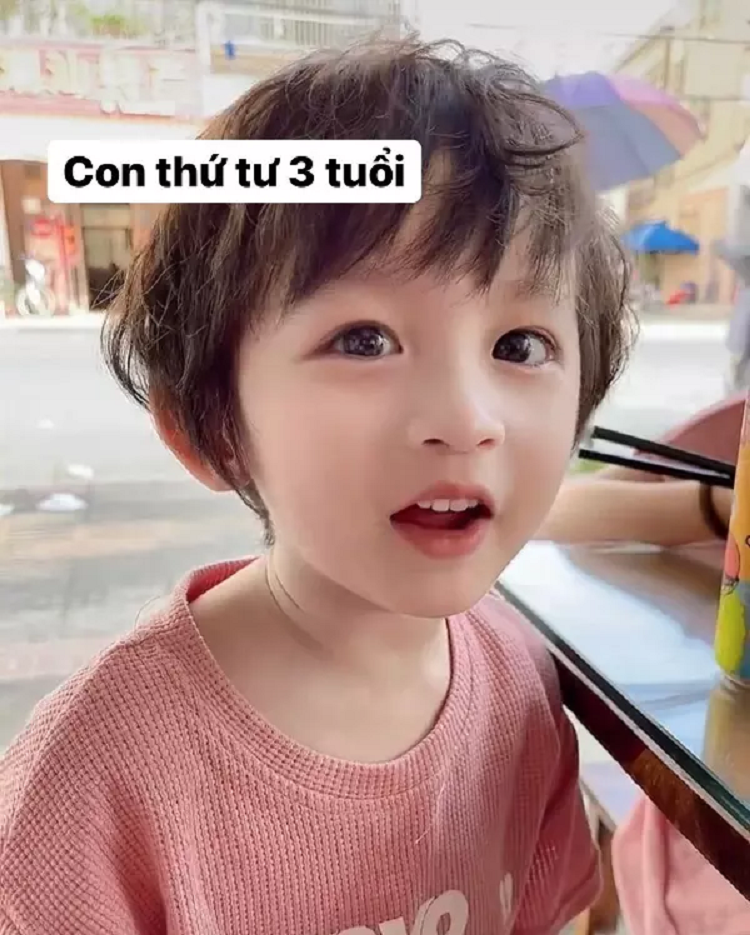 Phat sot 5 chi em dep nhu ve, nhin sang nguoi me con choang hon-Hinh-5