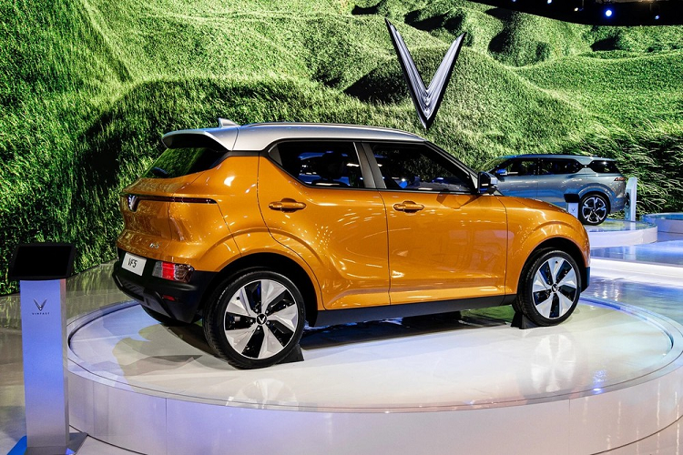 Với kích thước và loạt trang bị như trên, VinFast VF5 cỡ nhỏ sẽ là người thừa kế xứng đáng của Fadil ở phân khúc xe đô thị cỡ nhỏ, đồng thời sẽ là mẫu xe có giá bán thấp nhất của VinFast.