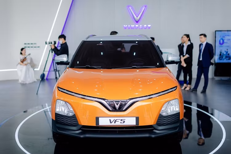 VinFast VF5 Plus phien ban thuong mai se chinh sua nhung gi?