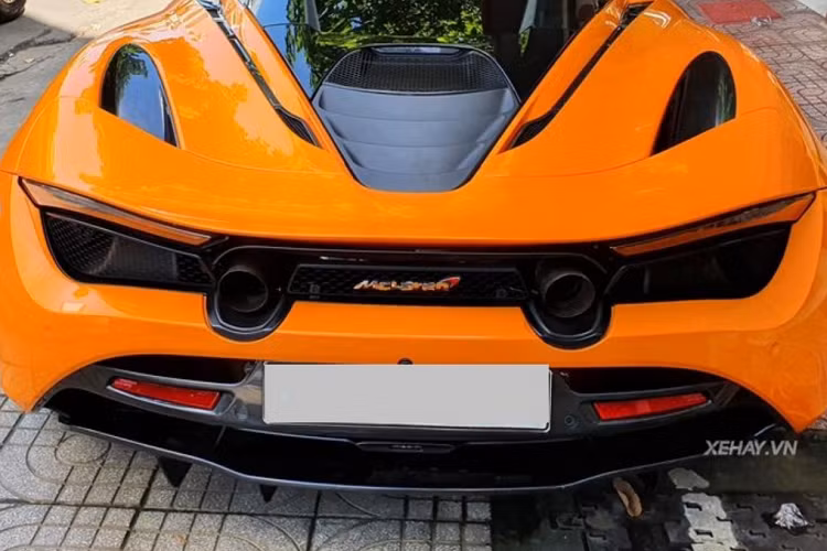 Điều đó có nghĩa là hệ thống ống xả Unobtanium đại gia siêu xe Cường Đô la đã đắp thêm cho 720S đã không còn nữa.