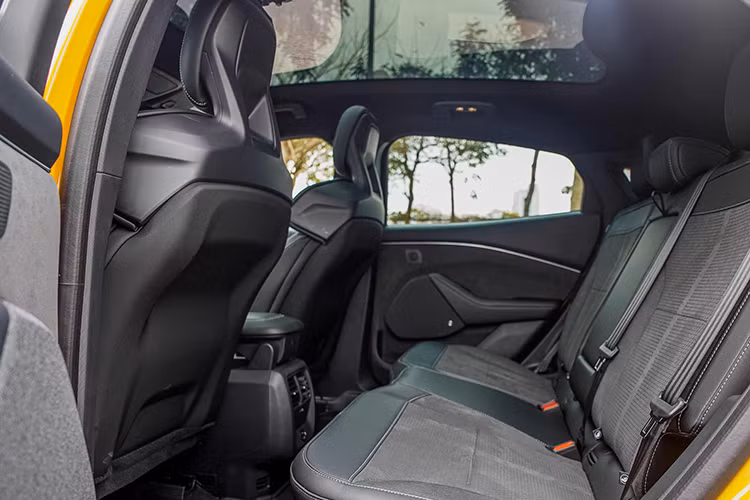 Ford Mustang Mach-E GT 