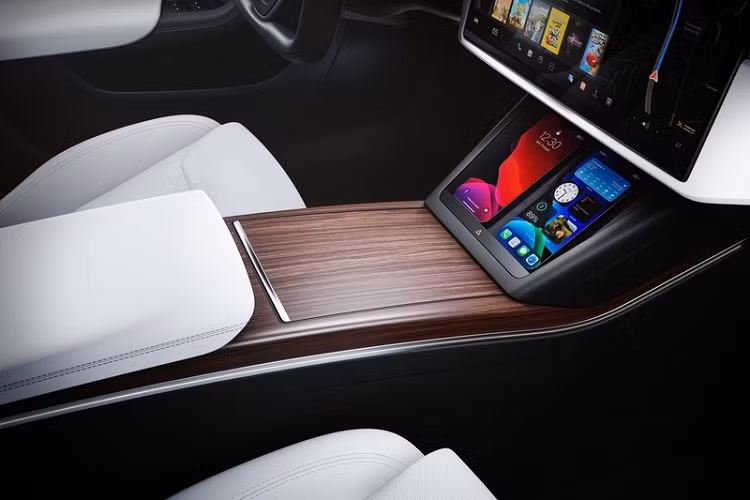 Đối với Tesla Model X và Model Y, hãng luôn được cung cấp kèm theo khóa điện tử miễn phí, ngay cả khi rất ít chủ sở hữu sử dụng chúng. Nhưng điều đấy đã thay đổi kể từ ngày 1/7/2022, khách hàng sẽ nhận bàn giao xe Tesla mà không có khóa điện tử nữa.