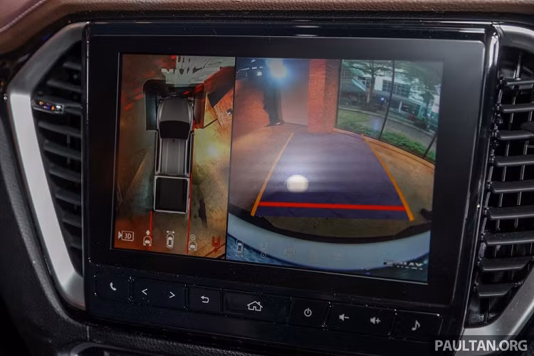 Các trang bị an toàn khác bao gồm; bao gồm những tính năng như cảnh báo tiền va chạm, phanh khẩn cấp tự động, hỗ trợ chuyển hướng, giảm thiểu nhầm chân ga, hệ thống kiểm soát hành trình thích ứng với tính năng Stop and Go, cảnh báo lệch làn đường, đèn pha tự động, phát hiện điểm mù hoặc cảnh báo phương tiện cắt ngang khi lùi.