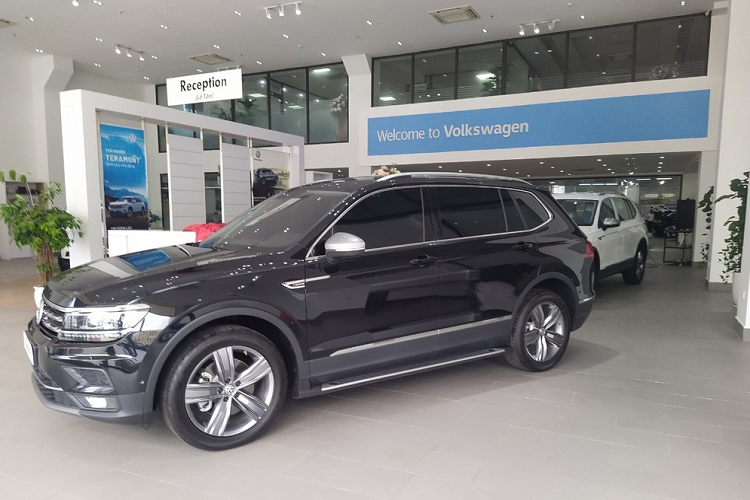 Volkswagen Tiguan va Polo “ton kho” tai Viet Nam giam toi 249 trieu dong-Hinh-2