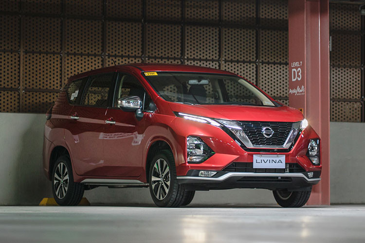 Là mẫu xe 3 hàng ghế rẻ nhất của thương hiệu Nissan ở thị trường Philippines, Livina hứa hẹn sẽ trở thành bạn đồng hành hoàn hảo cho những gia đình đông thành viên hoặc giới trẻ. Vào năm 2019, Nissan Livina cũng từng được đồn sẽ bán tại Việt Nam tuy nhiên, mãi đến nay, tin đồn này vẫn chưa trở thành sự thật.
