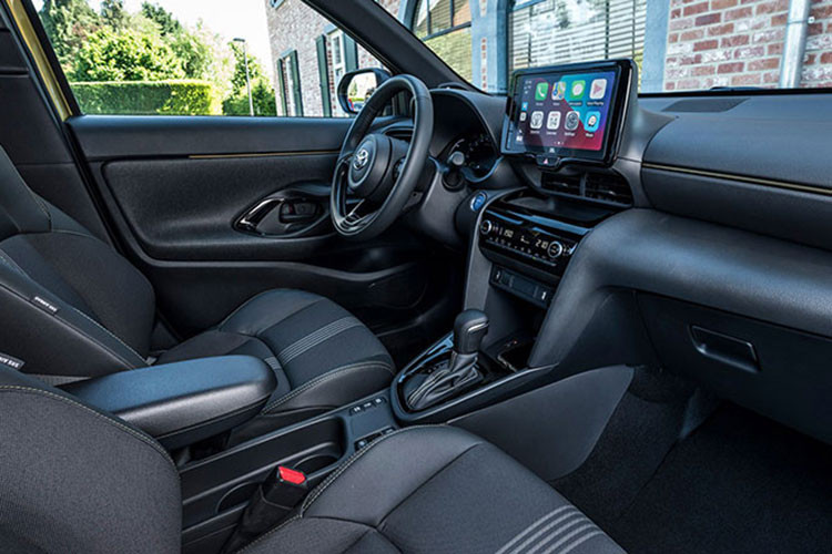 Toyota Yaris Cross 2023 - ban gam cao cua Vios gia re sap ve Viet Nam?-Hinh-5