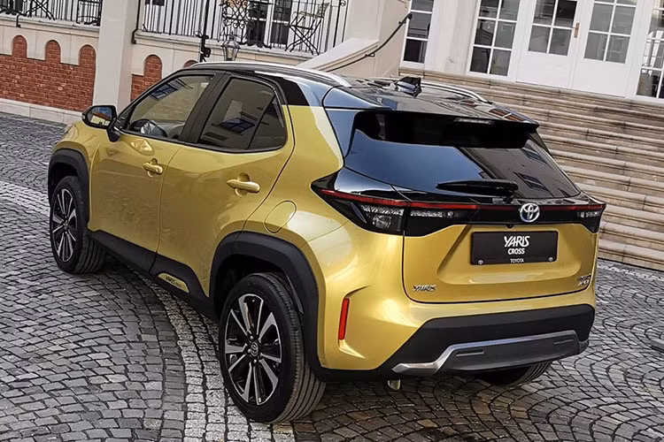 Toyota Yaris Cross 2023 - ban gam cao cua Vios gia re sap ve Viet Nam?-Hinh-3