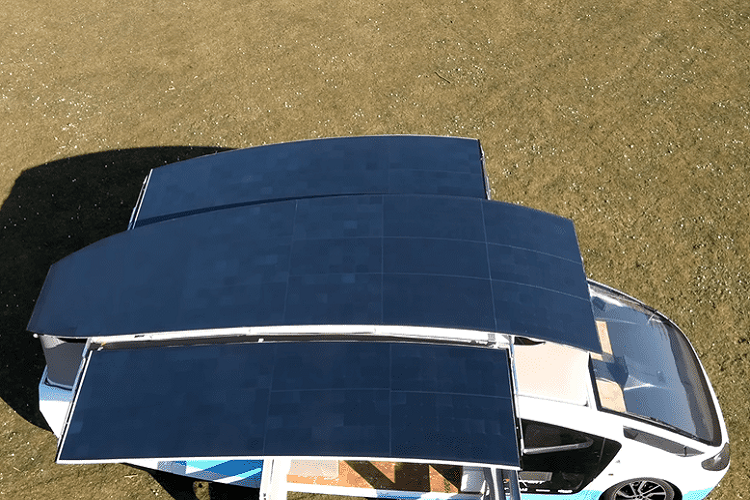 Vì Stella Vita chạy năng lượng mặt trời hoàn toàn, nhóm sinh viên đã lên kế hoạch cố gắng không cắm sạc điện một chút nào trong quá trình thử nghiệm. Tuy nhiên, họ vẫn phải cắm điện hai lần cho chiếc xe vì lý do thời tiết xấu không cho phép chiếc xe tận dụng hết các tấm pin mặt trời của nó