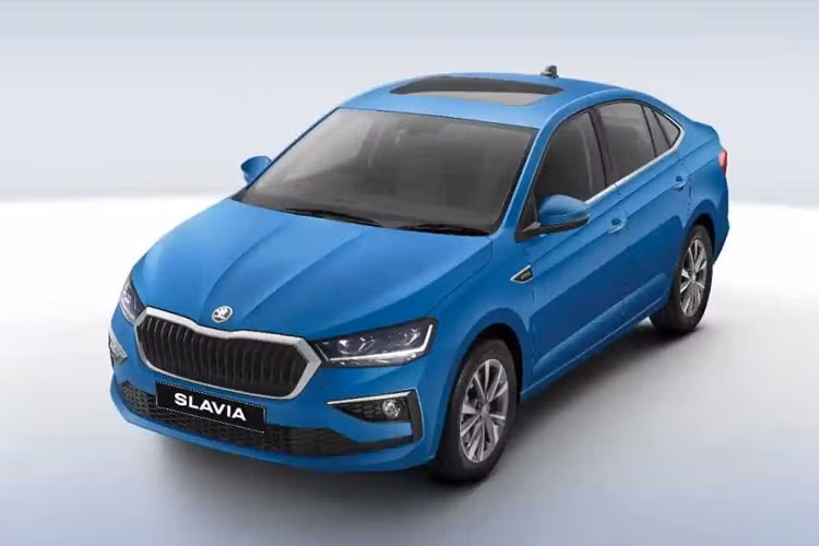 Hiện nay, Skoda Slavia đang được bán tại thị trường Ấn Độ với giá dao động từ 1.099.000 - 1.839.000 Rupee (khoảng 324 - 542,5 triệu đồng). Khi bán tại Việt Nam, nếu giữ được trang bị và giá bán hấp dẫn như xe ở Ấn Độ thì Skoda Slavia hoàn toàn có cơ hội cạnh tranh với các đối thủ cùng phân khúc. 