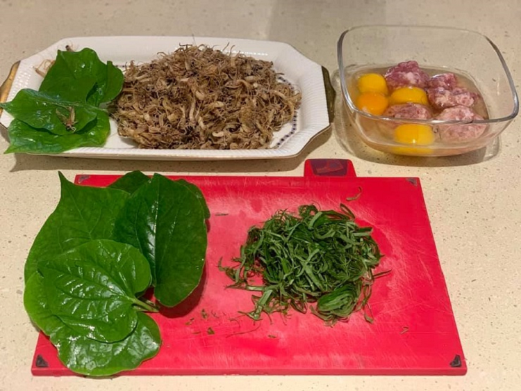 Di vot con trung vat vo ngoai song Hong, ngay kiem ca chuc trieu-Hinh-4