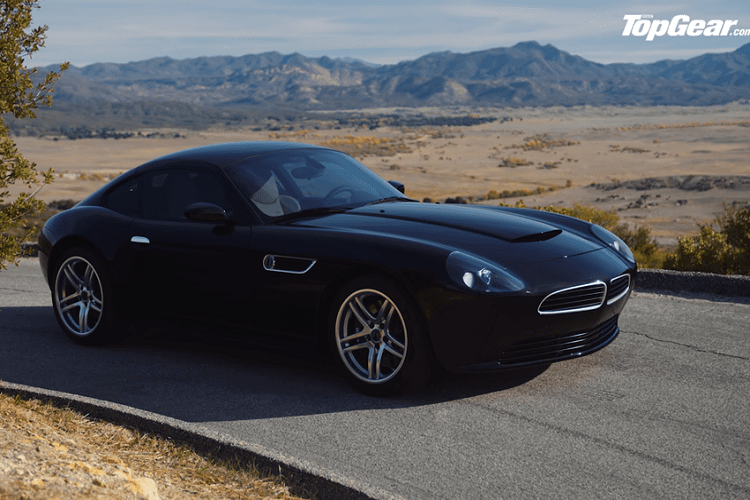 Được đặt tên là Oletha, chiếc BMW độc đáo này có trang bị động cơ S65B44 lấy từ BMW M3 GTS E92. Khối động cơ dung tích 4.4 lít này sản sinh hơn 450 mã lực và có thể đạt tua máy tốc đa tới 8.500 vòng/phút. Động cơ đi kèm với hệ thống ống hút gió sợi carbon độ riêng, và ống xả cũng được làm riêng từ thép chống gỉ và Inconel với phần hoàn thiện in 3D