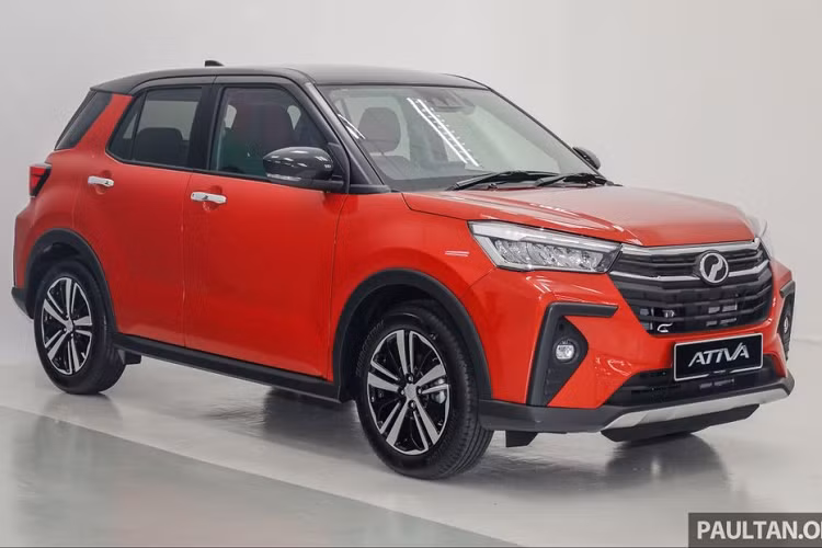 Nhìn chung, chi phí thuê xe khá rẻ. Đó là chưa kể đến việc những chi phí khác, trừ tiền xăng, đều do hãng trả. Ngược lại, khách hàng sử dụng những chiếc Perodua Ativa Hybrid này không thể bán xe sau 5 năm. Những chiếc Perodua Ativa Hybrid cho thuê tại Malaysia đều được nhập khẩu nguyên chiếc từ Nhật Bản. Toàn bộ 300 chiếc xe sẽ được sơn màu trắng ngọc trai. Không có màu sơn nào khác cho khách hàng chọn.