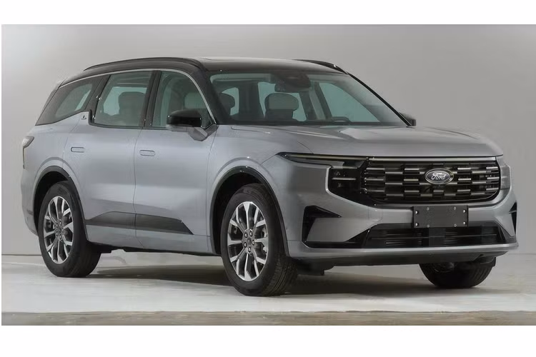 Thời điểm trình làng và giá xe Ford Edge 2023 tại thị trường Trung Quốc vẫn chưa được hé lộ. Dự đoán, mẫu SUV cỡ trung này sẽ chính thức ra mắt trong triển lãm Ô tô Quảng Châu 2022 diễn ra vào tháng 11 năm nay.