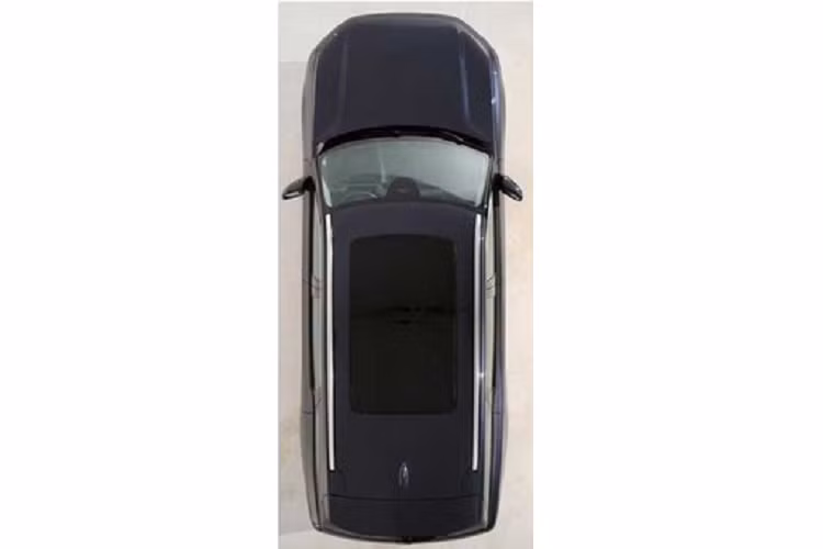 So với thế hệ cũ, chiều dài cơ sở của xe tăng đến 100 mm. Ngoài ra, mẫu xe này có chiều dài cơ sở chỉ kém 75 mm so với người anh em Ford Explorer 2023. Dù ở phiên bản nào, Ford Edge 2023 tại thị trường Trung Quốc cũng dùng động cơ xăng 4 xi-lanh, tăng áp, dung tích 2.0L, sản sinh công suất tối đa 248 mã lực.