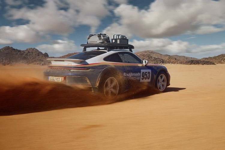 Theo hãng xe nước Đức công bố, 911 Dakar sẽ chỉ được sản xuất giới hạn 2.500 chiếc. Giá xe Porsche 911 Dakar 2023 lên tới 223.450 USD (khoảng 5,36 tỷ đồng). Tuy nhiên, khi về Việt Nam, xe sẽ có giá bán chính hãng gần 15,3 tỷ đồng (chưa bao gồm các tùy chọn thêm).