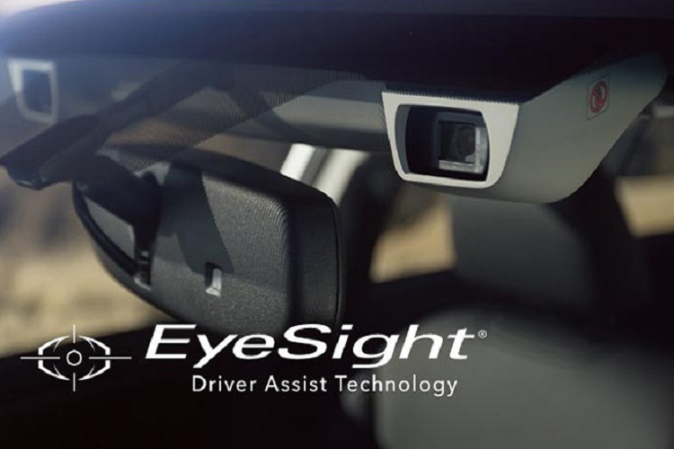 Tuy nhiên, ở phiên bản mới, xe còn có hệ thống chọn chế độ lái Subaru Intelligent Drive (SI-Drive). Thêm vào đó là chế độ X-Mode mới, kết hợp cài đặt để chạy đường bụi và bùn. Thay đổi đáng chú ý khác của Subaru XV 2022 tại Thái Lan chính là hệ thống an toàn chủ động EyeSight nổi tiếng.