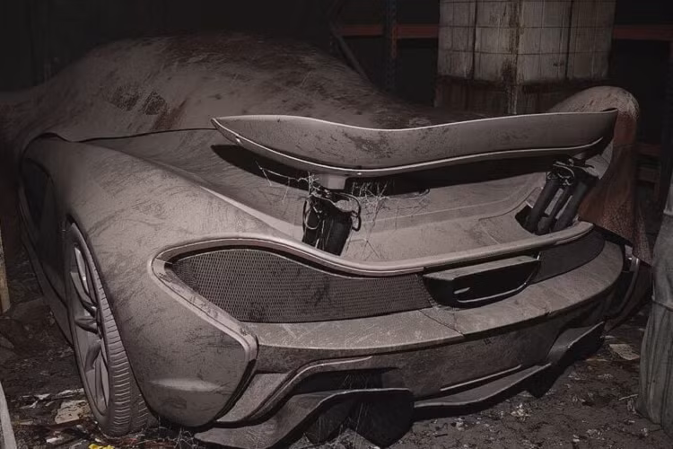 Tất nhiên rất khó để điều tương tự xảy ra ở thực tế, bởi theo dự đoán thì ở tương lai những siêu xe này sẽ ngày càng đắt giá khi mà các nhà sản xuất chỉ còn chế tạo xe chạy điện, chúng sẽ trở thành những chiếc ôtô có giá trị sưu tầm cực cao.