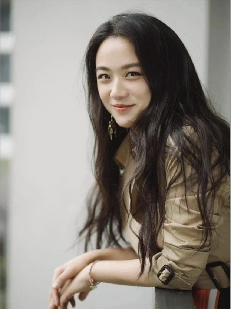 Thang Duy: Tu dien vien bi xua duoi vi canh “nong” toi Anh hau xu Han-Hinh-6