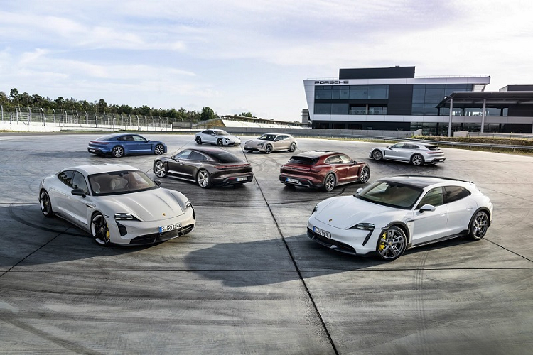 Porsche lap ky luc doanh so nam 2021, Macan giu ngoi vi best-seller