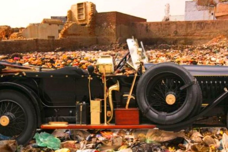 Một trong những giai thoại nổi tiếng nhất giữa các vị vua Ấn Độ và xe siêu sang Rolls-Royce thuộc về Jai Singh Prabhakar - vị vua xứ Alwar, tiểu bang Rajasthan. Năm 1920, Jai Singh Prabhakar đang đi dạo trên các con phố ở Khu Mayfair, London (Anh) thì bị thu hút bởi phòng trưng bày của Rolls-Royce.