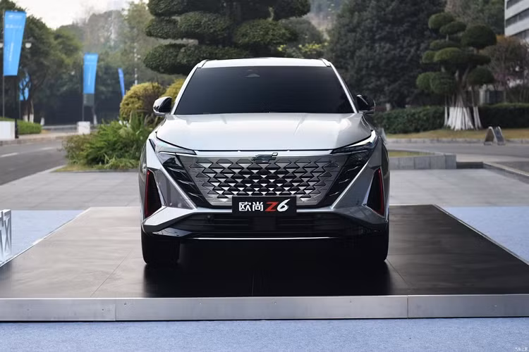 Chiếc xe này đại diện một dòng sản phẩm của Oshan, một thương hiệu con của Changan với mục tiêu nhắm vào những người mua trẻ. Oshan được coi là một thương hiệu hạng sang ở thị trường nội địa Trung Quốc, nhưng dòng sản phẩm của họ cũng có một vài mẫu xe rẻ tiền.