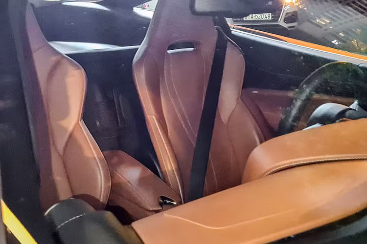 Ngoài siêu xe, em trai của BTV Ngọc Trinh còn có đam mê cực lớn với các mẫu đồng hồ của nhiều thương hiệu đắt đỏ nhất trên thế giới.