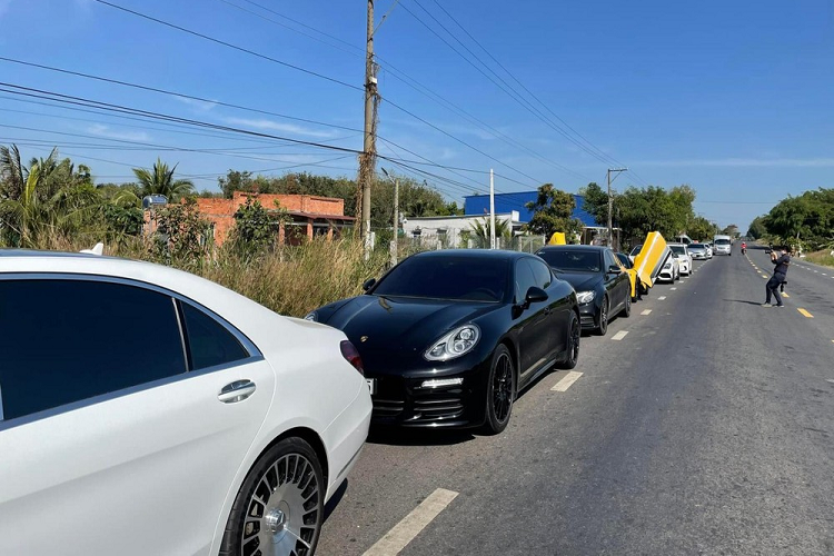 Sieu xe Maserati MC20 doc nhat Viet Nam ruoc dau o Tay Ninh-Hinh-3