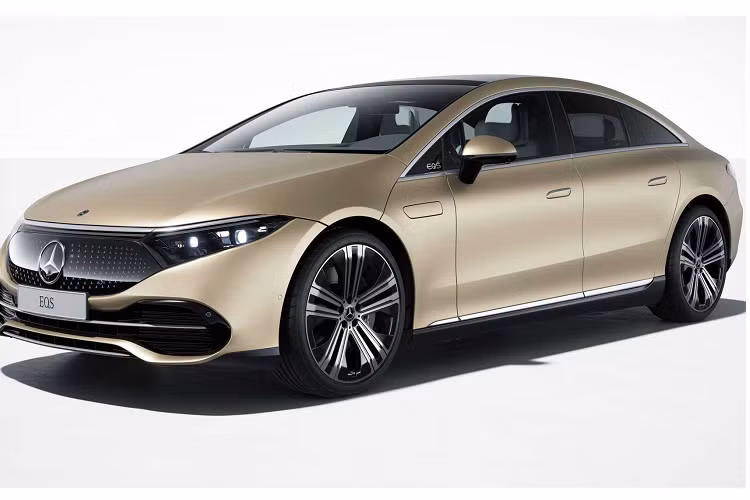 Lần cập nhật này mở rộng thêm khoảng chín màu sơn ngoại thất trong phạm vi Manufaktur dành cho EQS: Diamond White, Hyacinth Red, Cote d'Azur Blue, Selenite Grey, Night Black, Silicon Grey, Rubellite Red, Kalahari Gold và Vintage Blue.